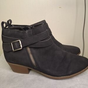 Ana Stylish Black Memory Foam Ankle Boots Size 9 Med